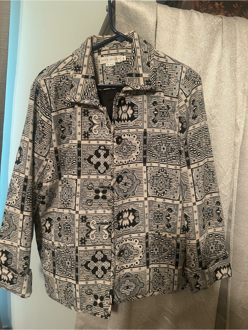 Black & Cream Patterned woman’s Jacket